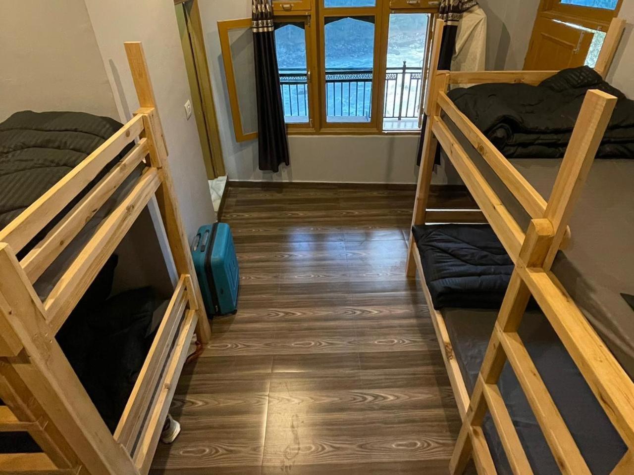 Wabi Sabi Riverside Hostel كاسول المظهر الخارجي الصورة