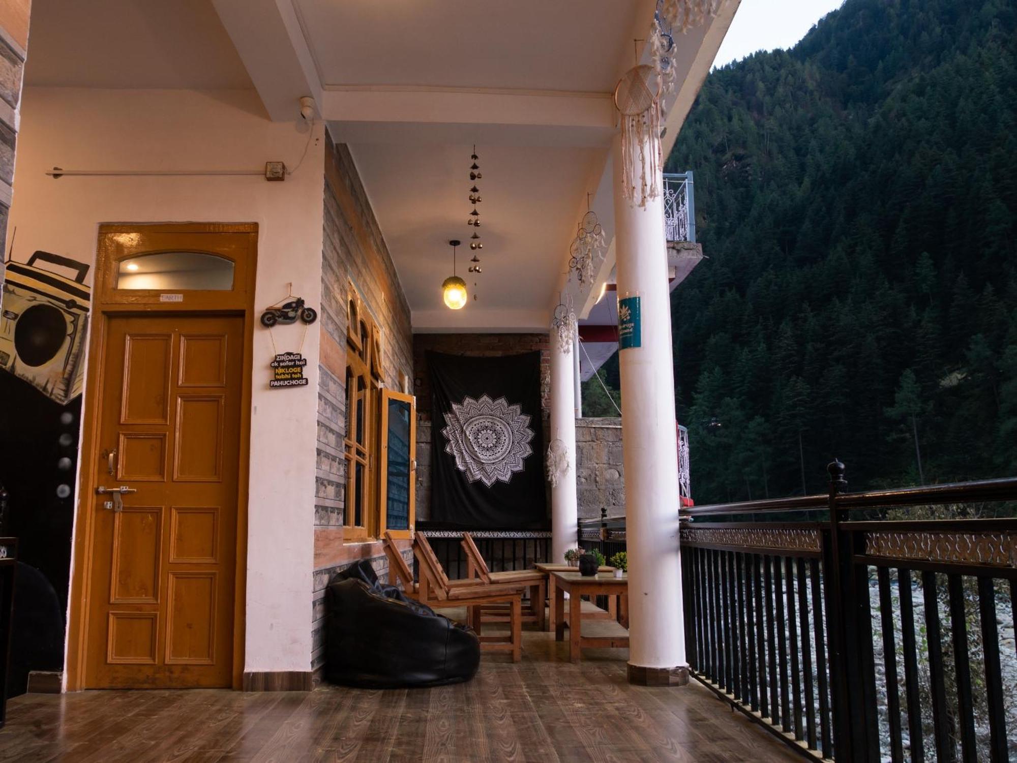 Wabi Sabi Riverside Hostel كاسول المظهر الخارجي الصورة